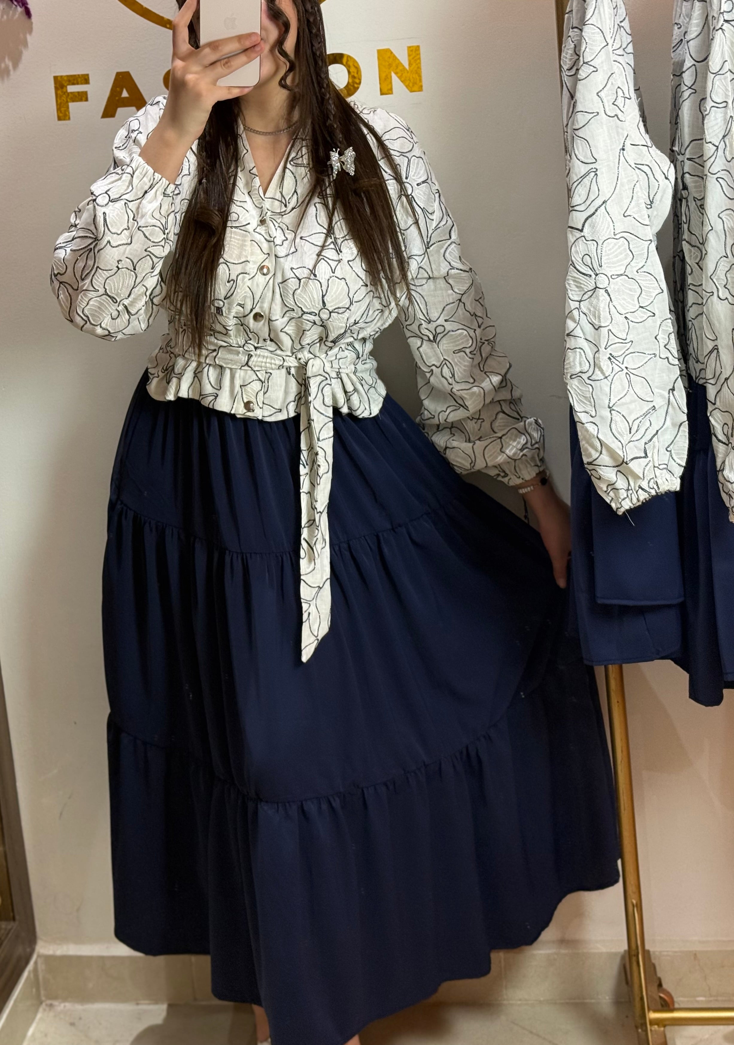Ensemble bleu (chemise et jupe)